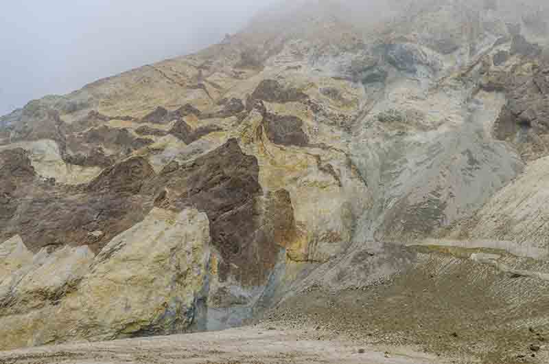 66 - Rusia - Kamchatka - volcan Mutnovsky - interior